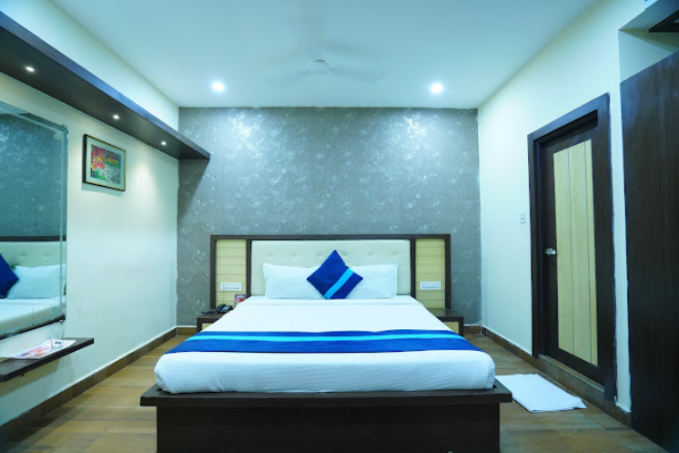 Hotel Shreya Warangal   Restaurants  Banquet Halls  Kakaji Colony, Kakaji Nagar Colony | Luxury Room 